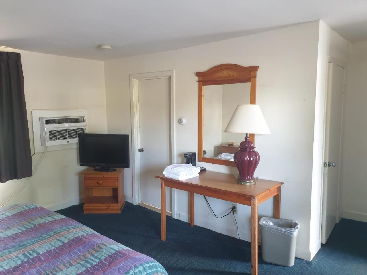 Town & Country Inn Seekonk Buitenkant foto